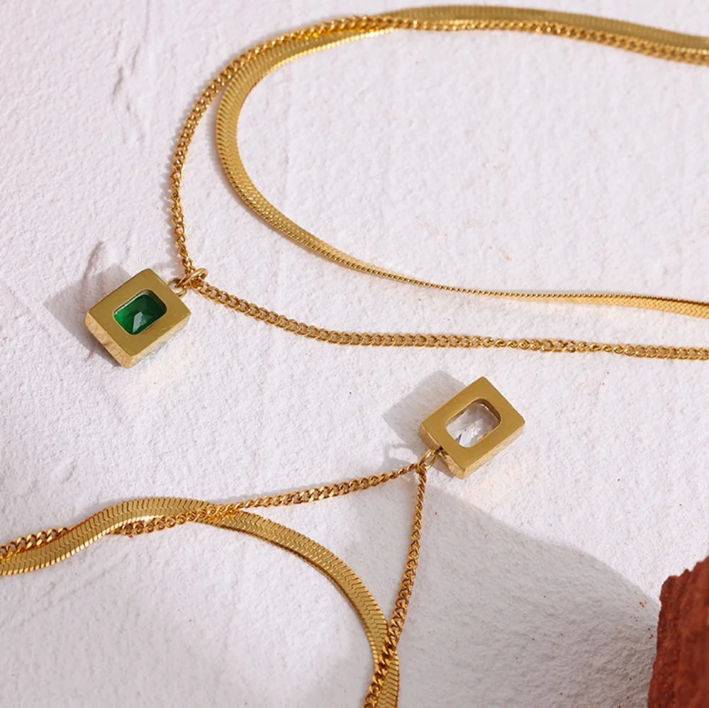 Stylish Layered Necklace - Picture 5 of 9